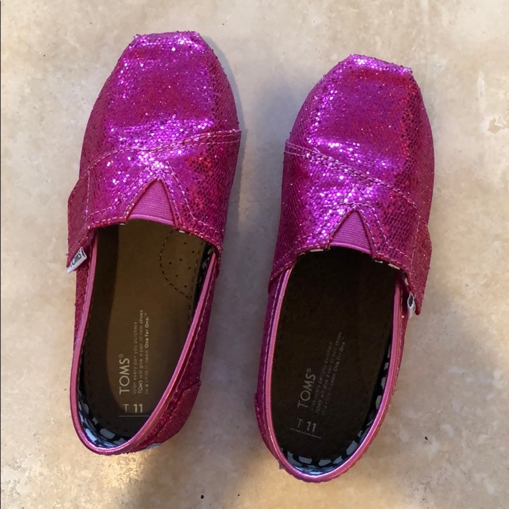 Girl’s shoes